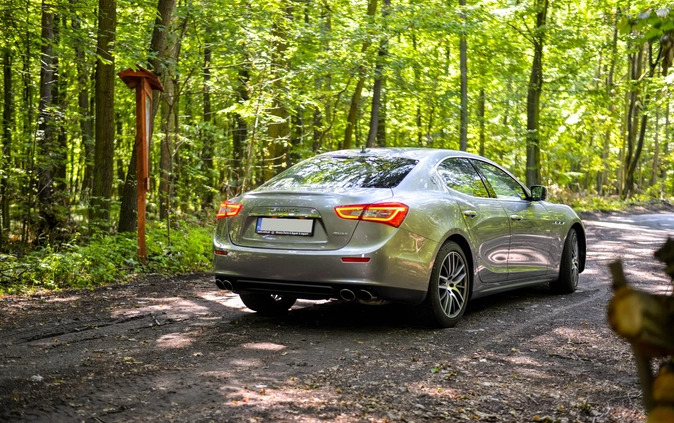 Maserati Ghibli cena 105000 przebieg: 120000, rok produkcji 2014 z Kościan małe 121